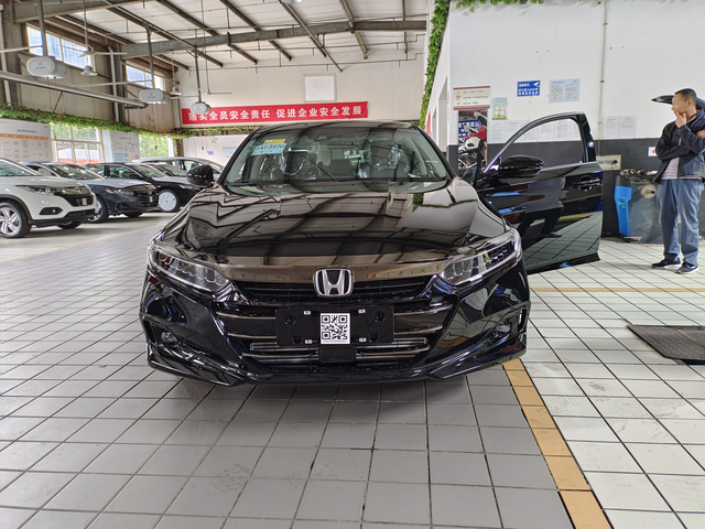 雅阁2022款260turbo 幻夜·尊贵版怎么样