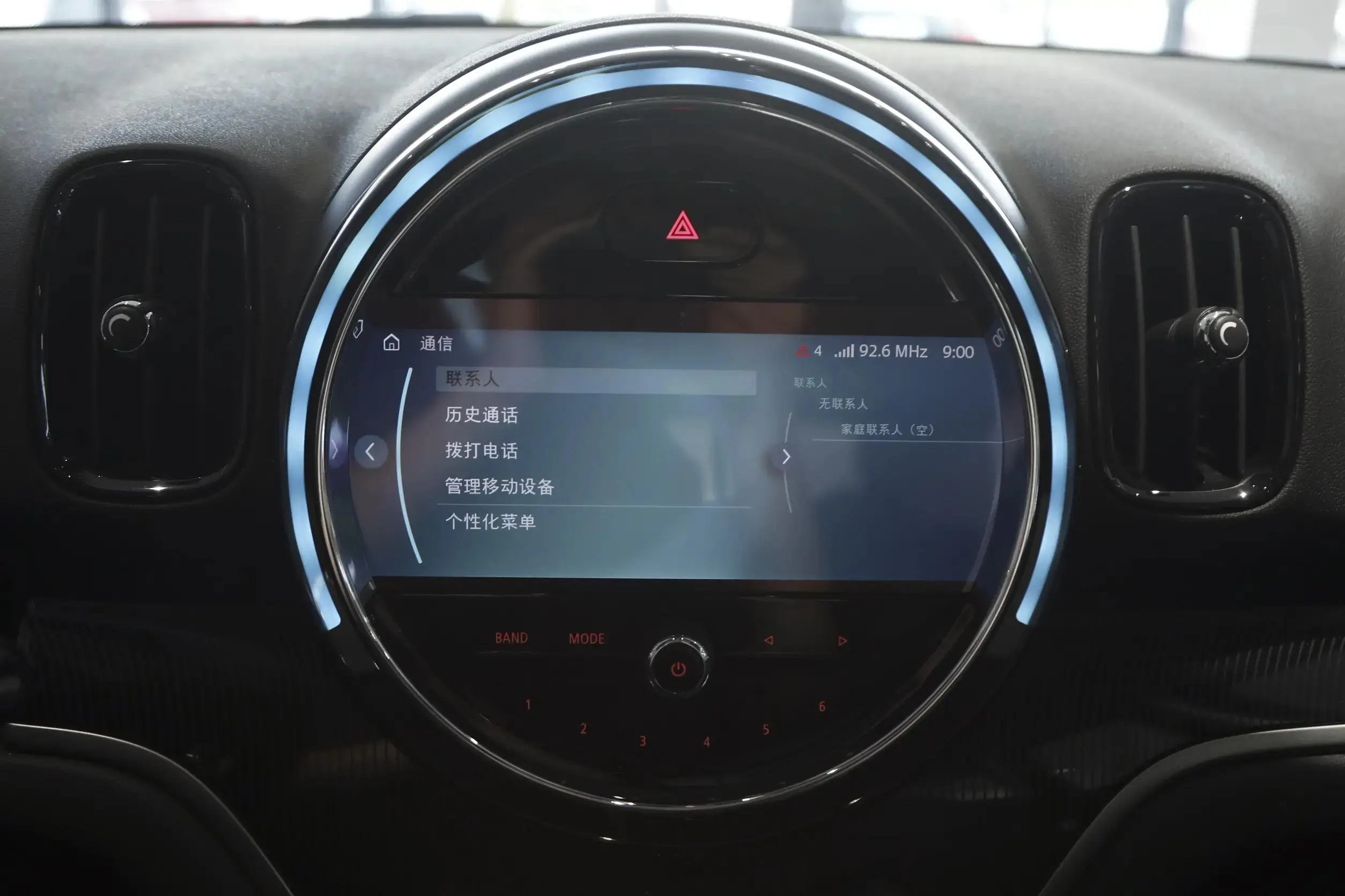 紧凑型四驱SUV，为何很多人都喜欢MINI COUNTRYMAN？适合年轻人吗插图4