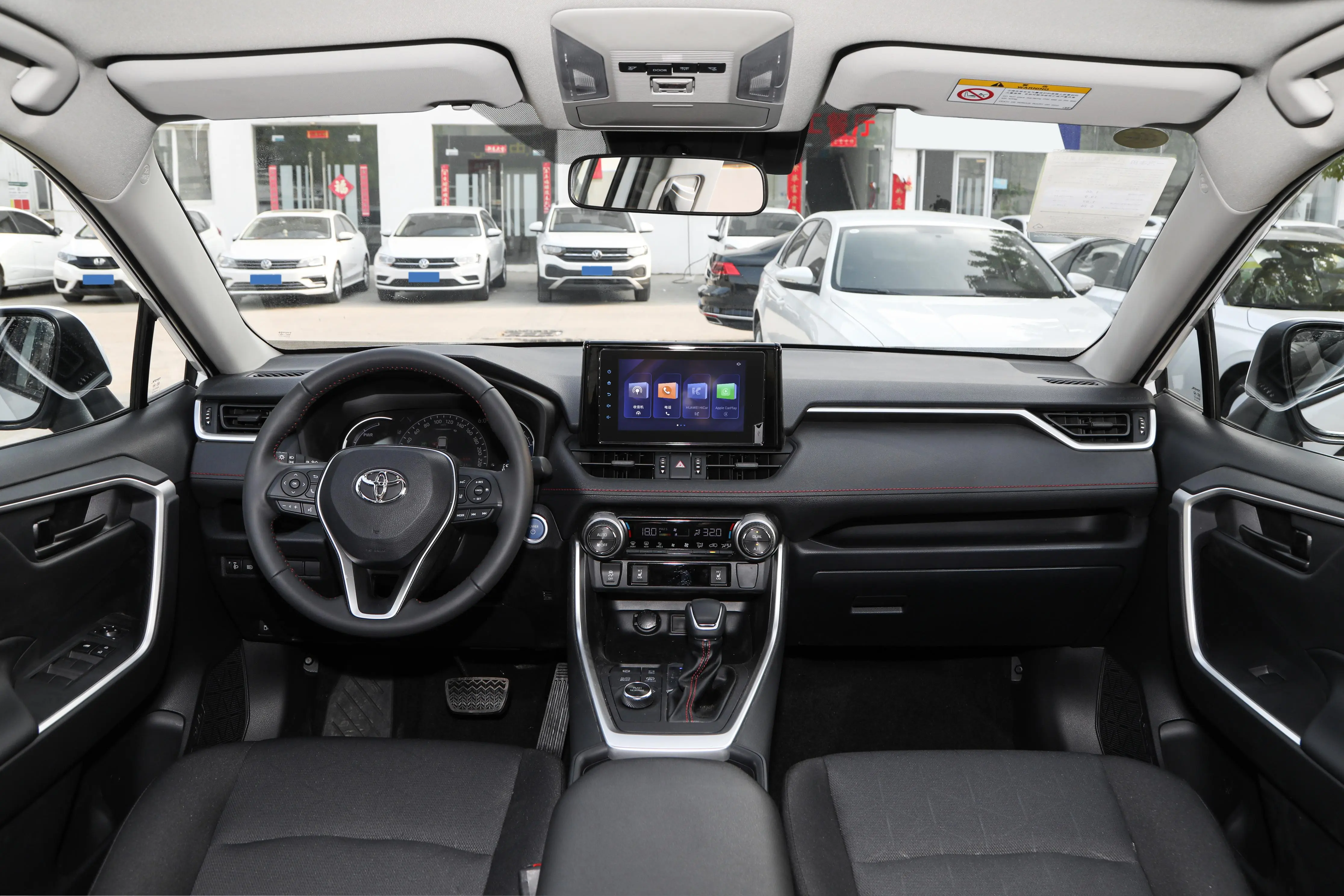 优惠15万首付30买25l180马力的全新丰田rav4荣放双擎e如何