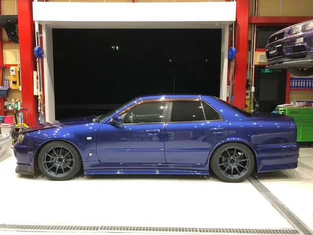 定制 四门版 日产skyline R34 Gt R 配197马力2 5升六缸引擎 懂车帝