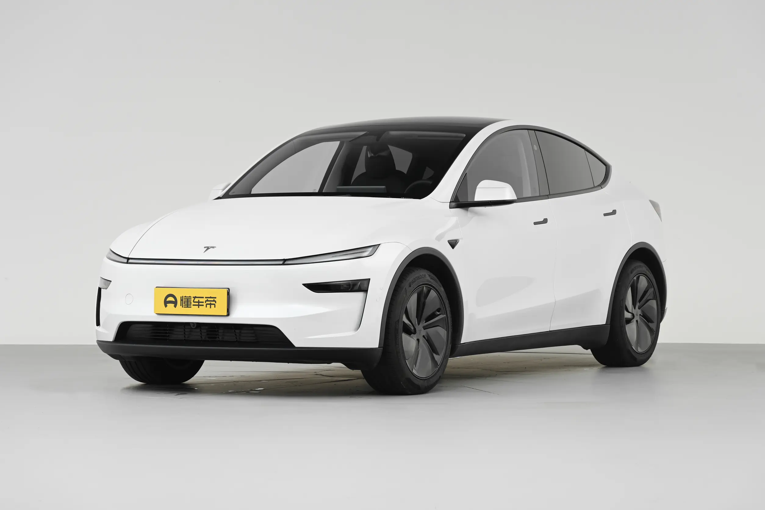 2025款 Model Y