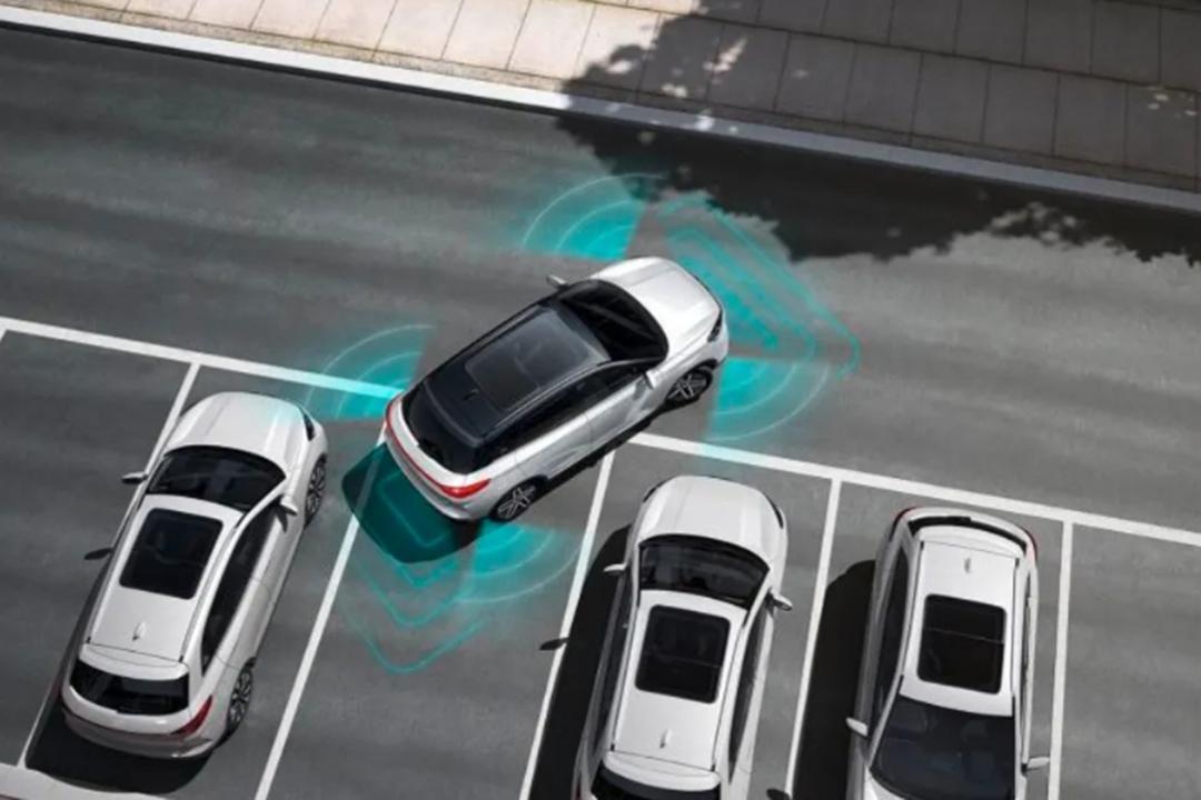 新海豚 EV 2023款 舒适型复杂地库版仓栅超声波雷达数量_智能化配置_图1