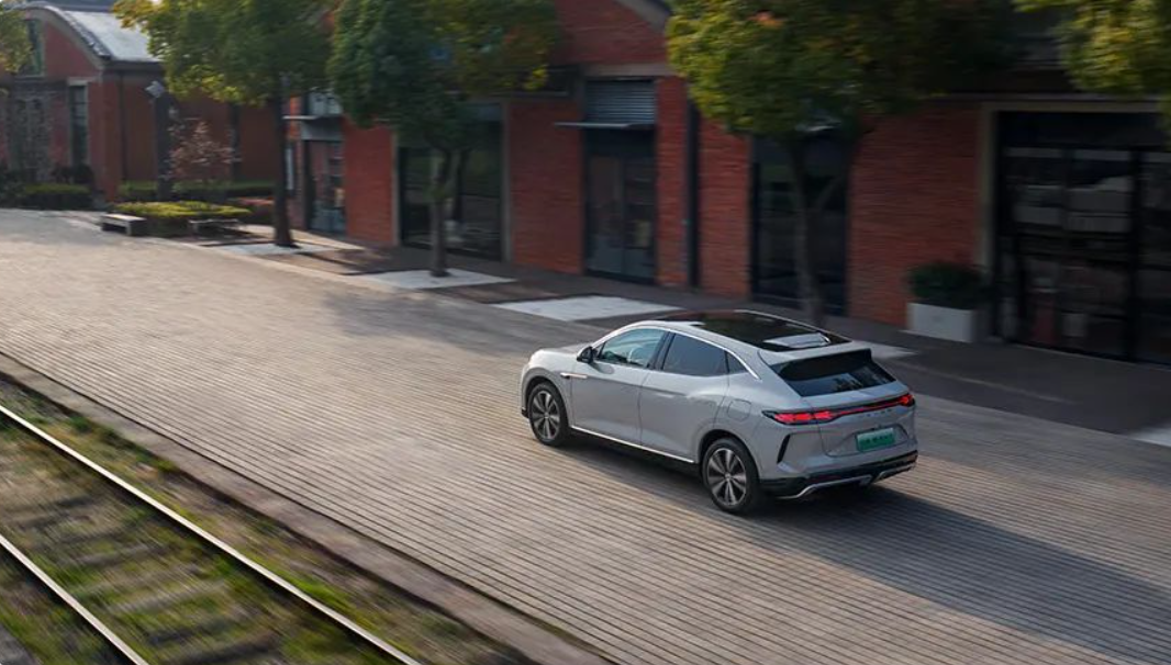 宝骏KiWi EV 2022款 艺术家轻享版 三元锂OTA升级_智能互联_图11