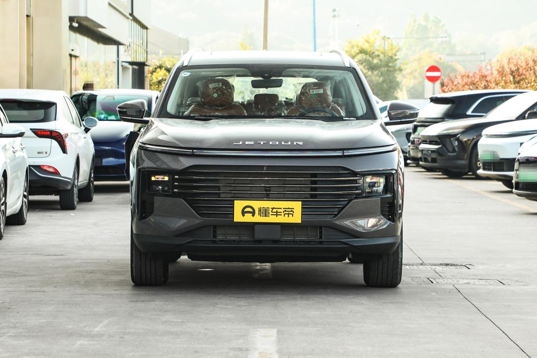 Jetour X70 PLUS 2026, фото 2