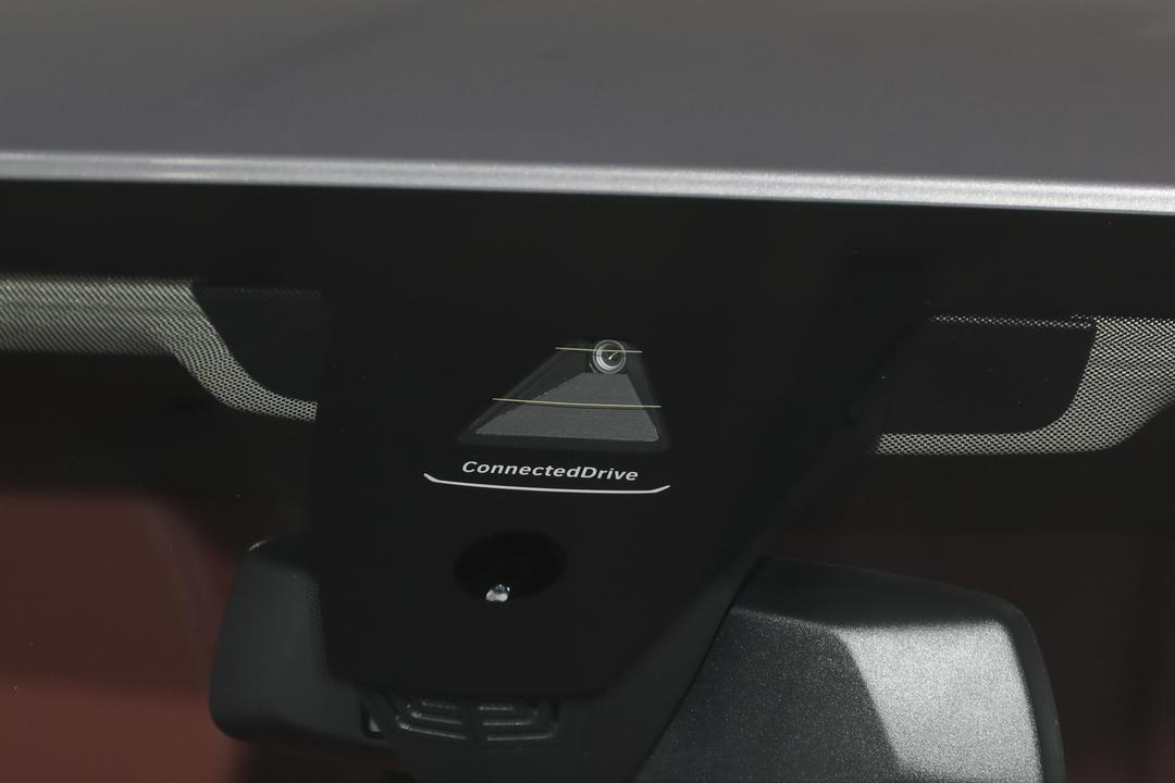 BMW 3 Series 2026, фото 14