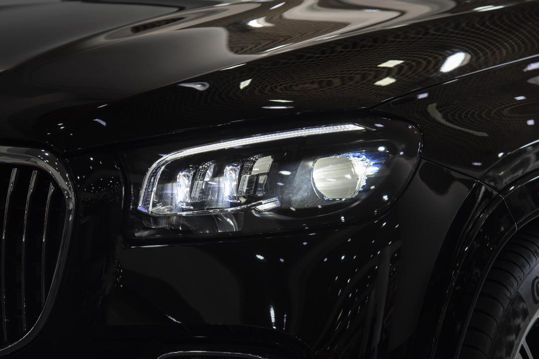 Mercedes-Benz Maybach GLS 2026, фото 13