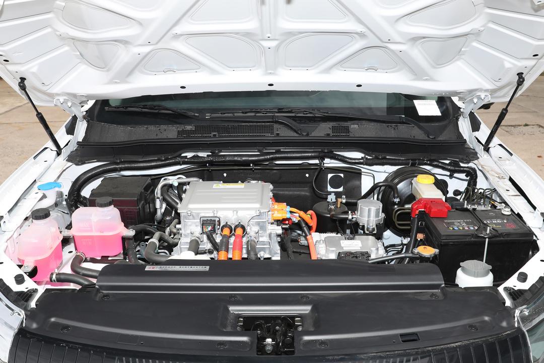 Dongfeng Rich 7 EV 2026, фото 10