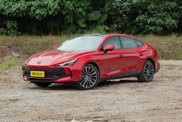 MG MG7 2026 — купить из Китая под заказ