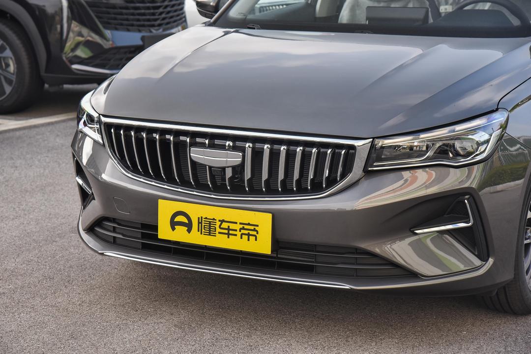 Geely Emgrand 2026, фото 9