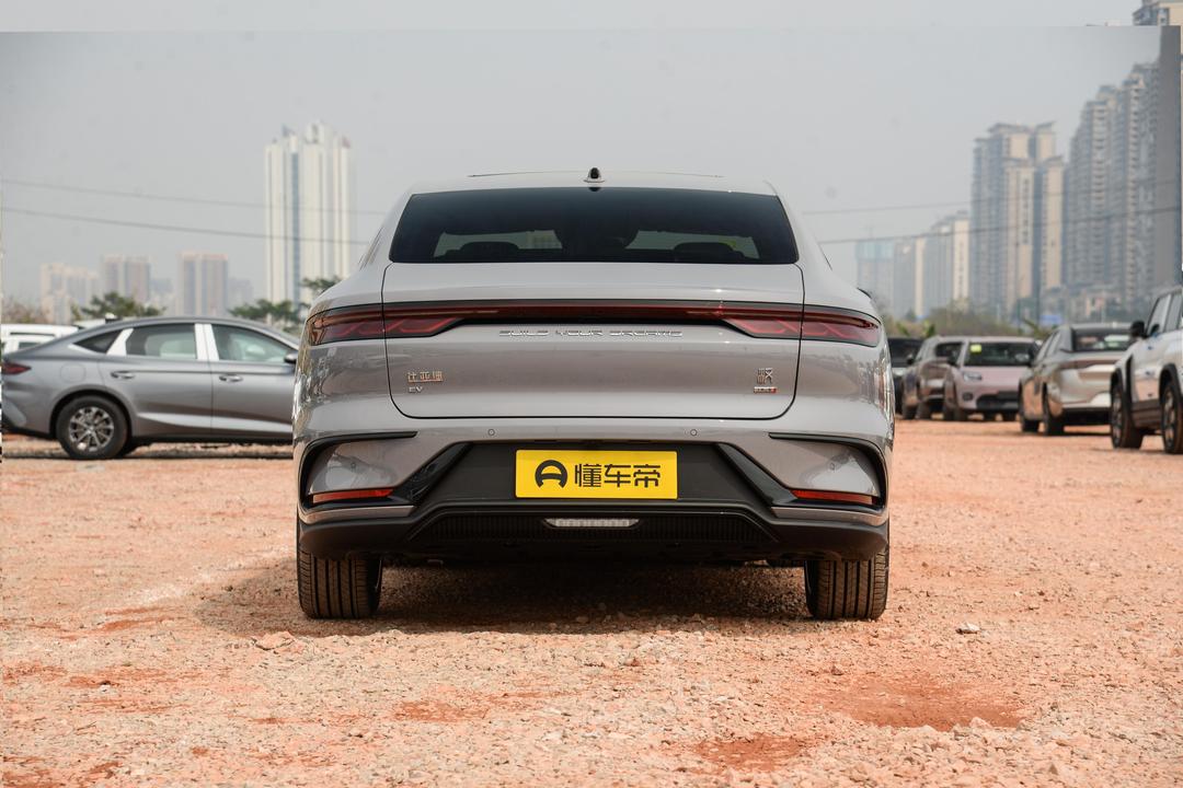 BYD Han EV 2026, фото 6