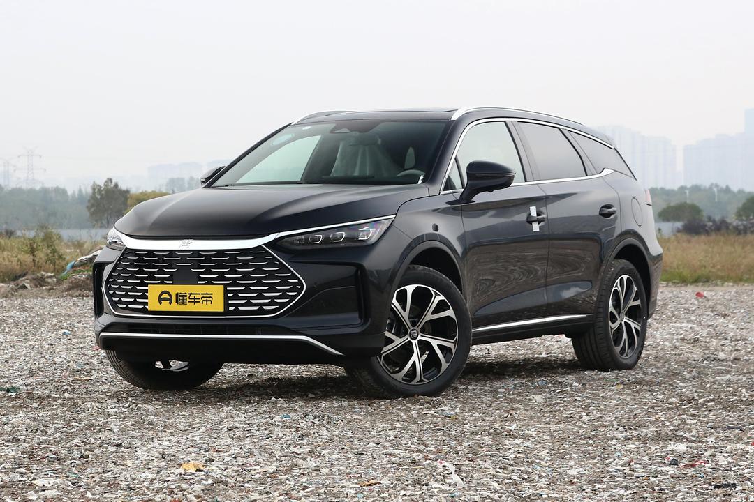 BYD Tang DM 2026, фото 1