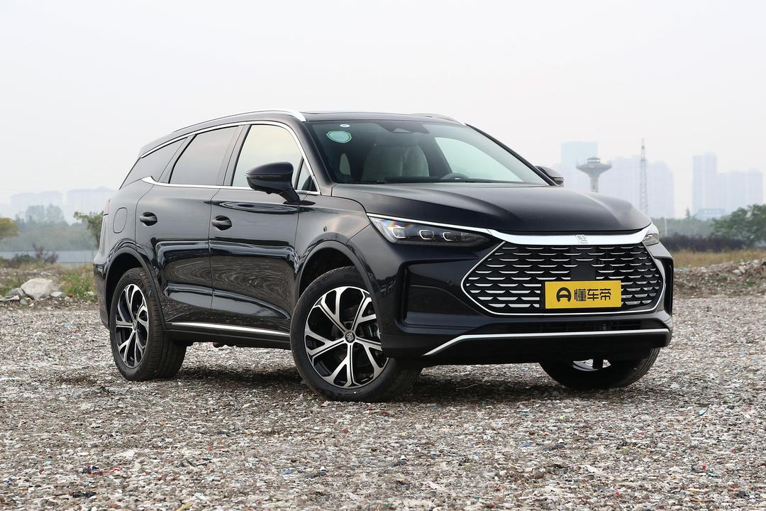 BYD Tang DM 2026, фото 3