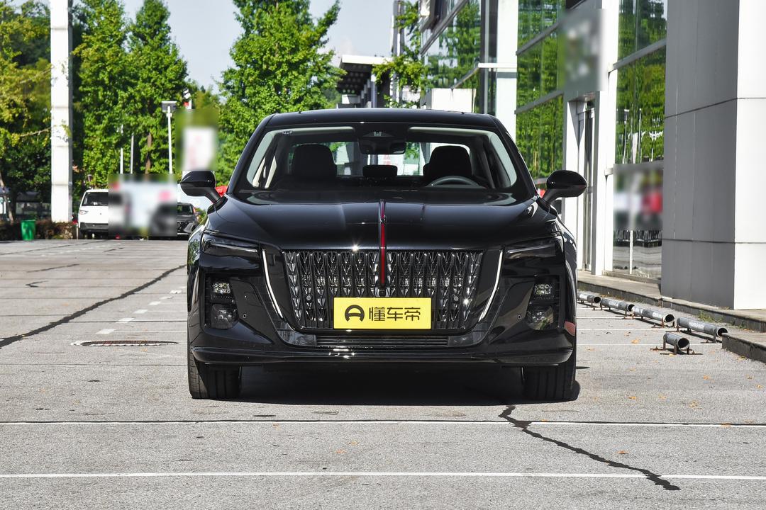 Hongqi H5 2026, фото 2