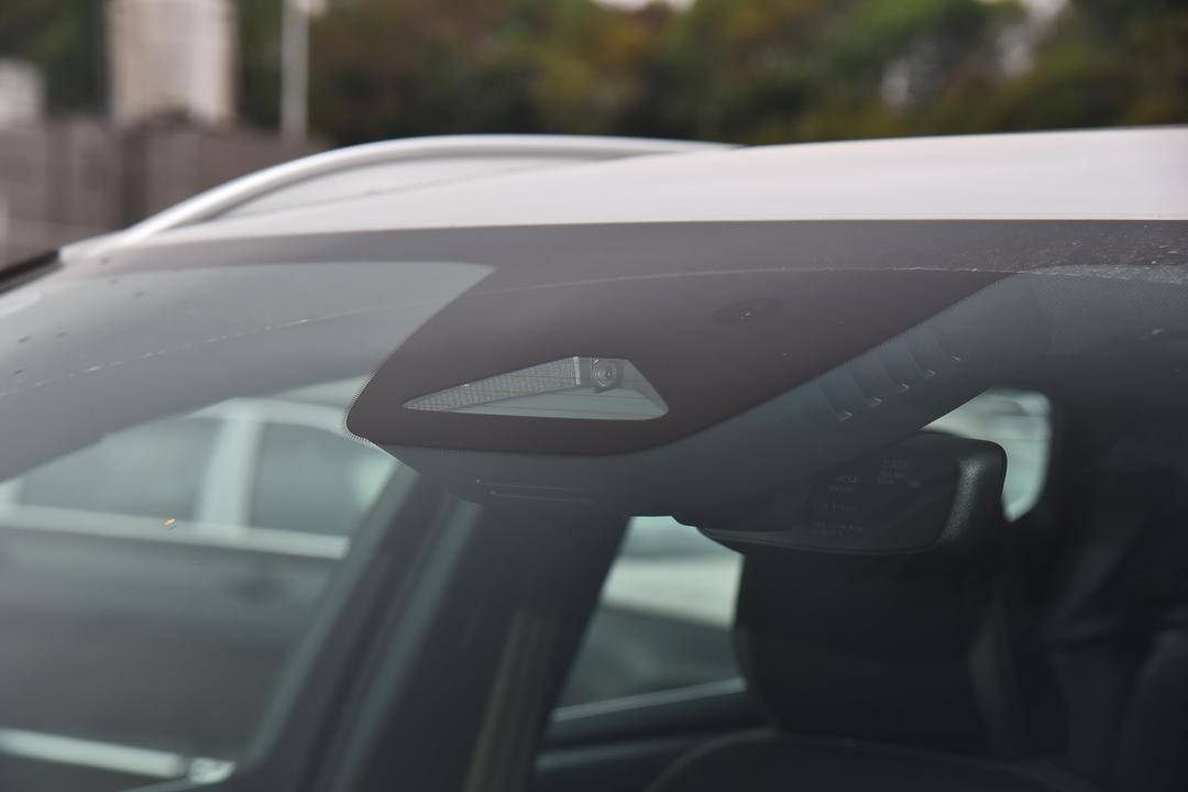 Volvo XC40 2026, фото 15