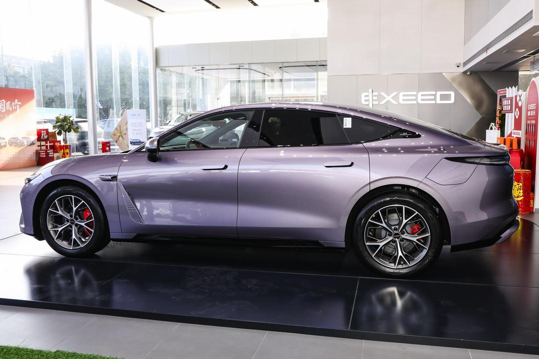 Exeed ES 2026, фото 4