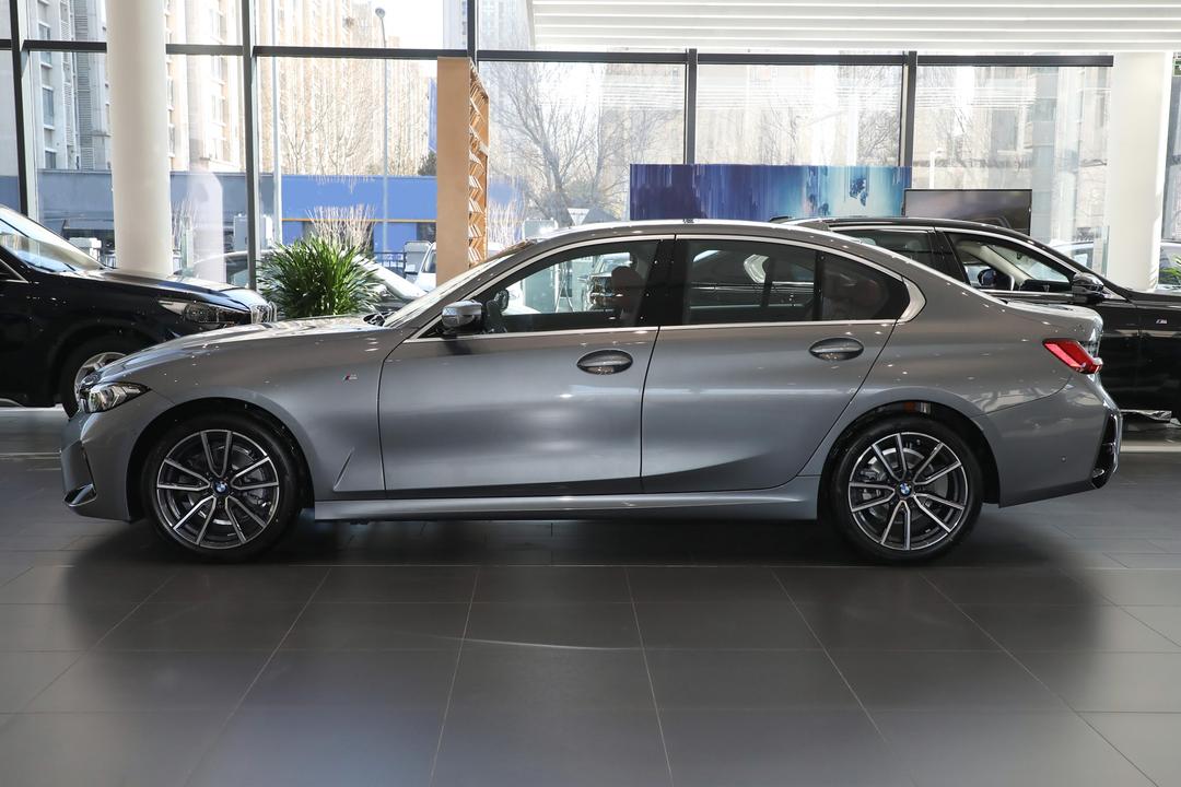 BMW 3 Series 2026, фото 4