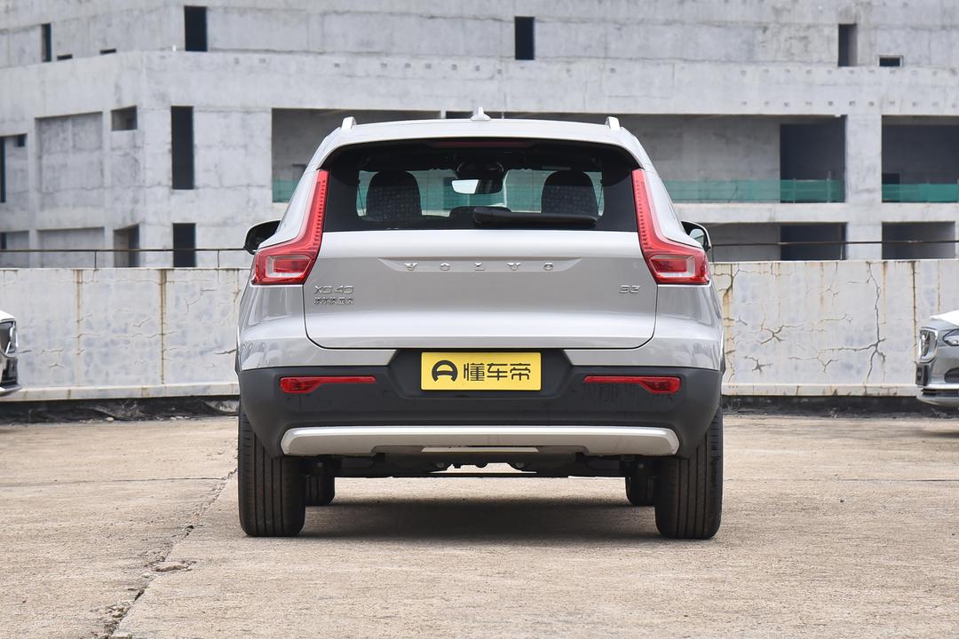 Volvo XC40 2026, фото 6