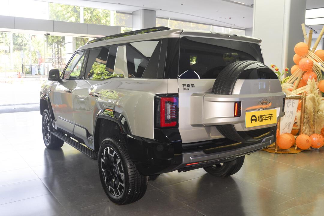 BYD Fangchengbao Leopard 8 2026, фото 5