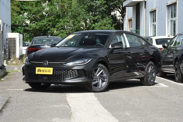 Volkswagen Lamando 2026 — купить из Китая под заказ