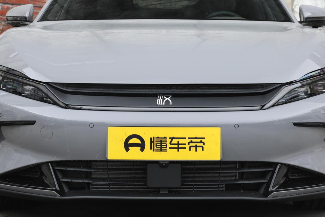 BYD Han DM 2026, фото 10