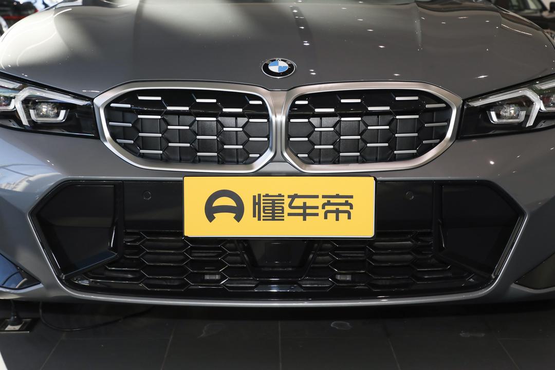 BMW 3 Series 2026, фото 9