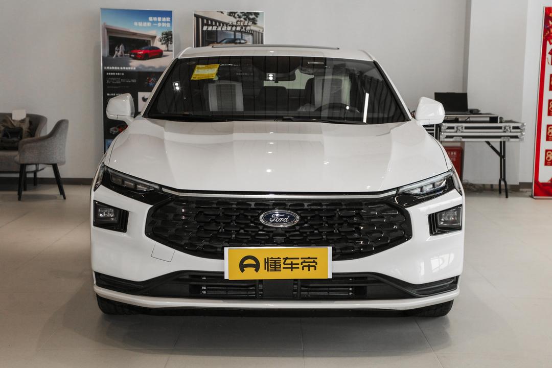 Ford Mondeo 2026, фото 2