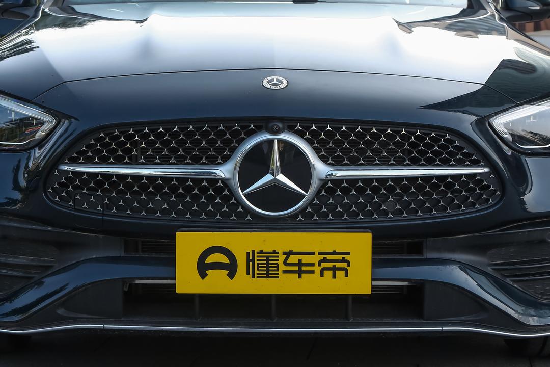 Mercedes-Benz C-Class 2026, фото 10