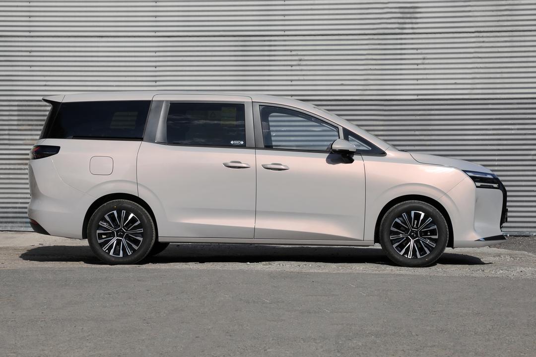 Wuling Xingguang 730 2026, фото 8