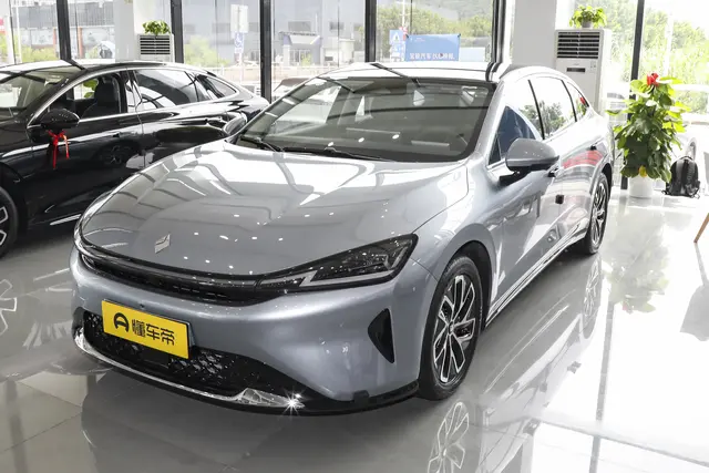 Baojun Enjoying Realm PHEV 2026 — купить из Китая под заказ