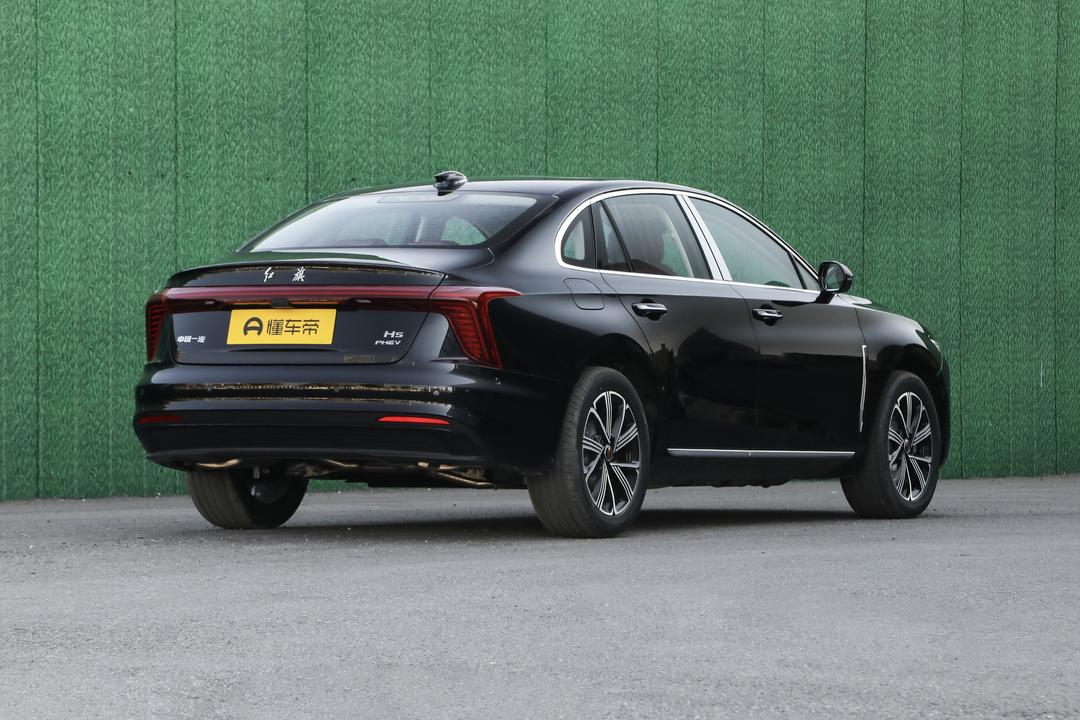 Hongqi H5 PHEV 2026, фото 7