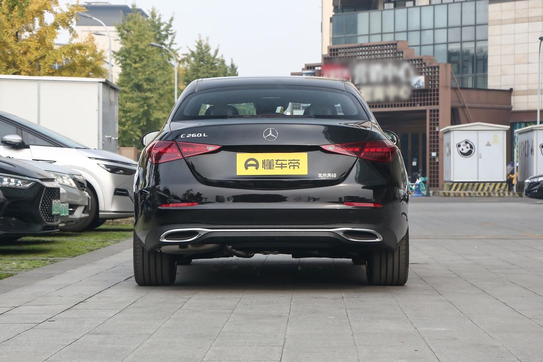 Mercedes-Benz C-Class 2026, фото 6