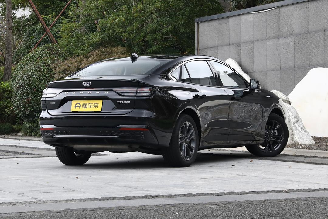 Ford Mondeo 2026, фото 7