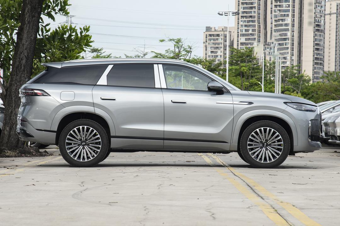Chery Tiggo 9 C-DM 2026, фото 8
