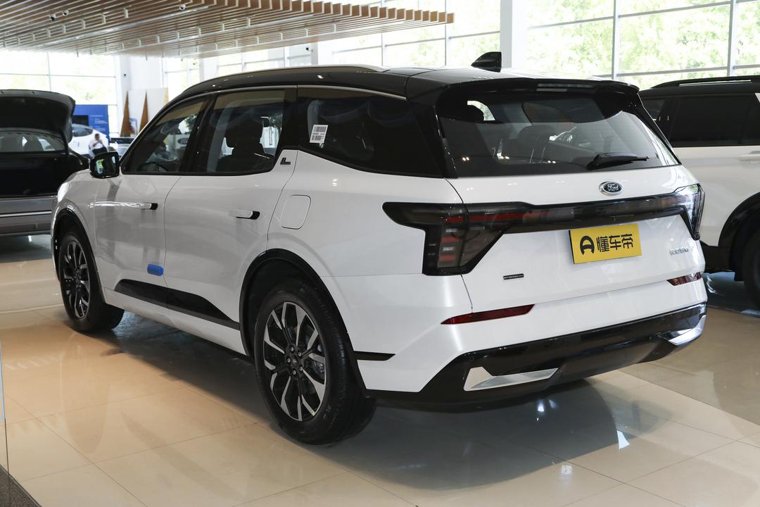 Ford Edge 2026, фото 4