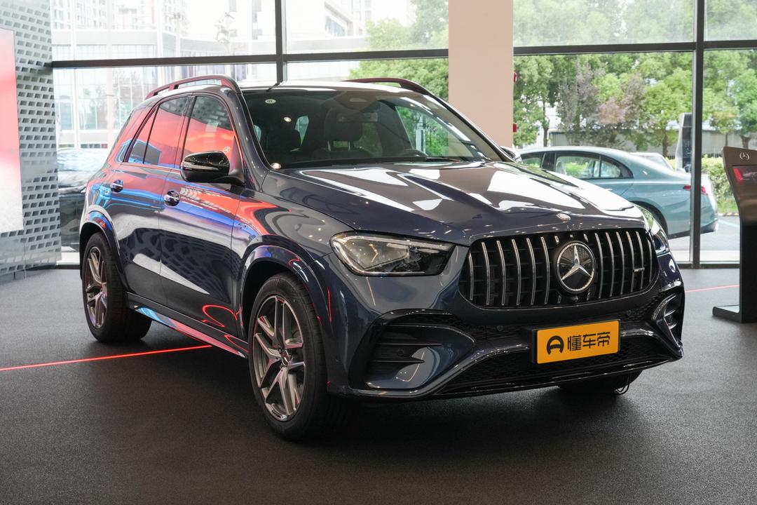 Mercedes-Benz GLE AMG 2026, фото 3