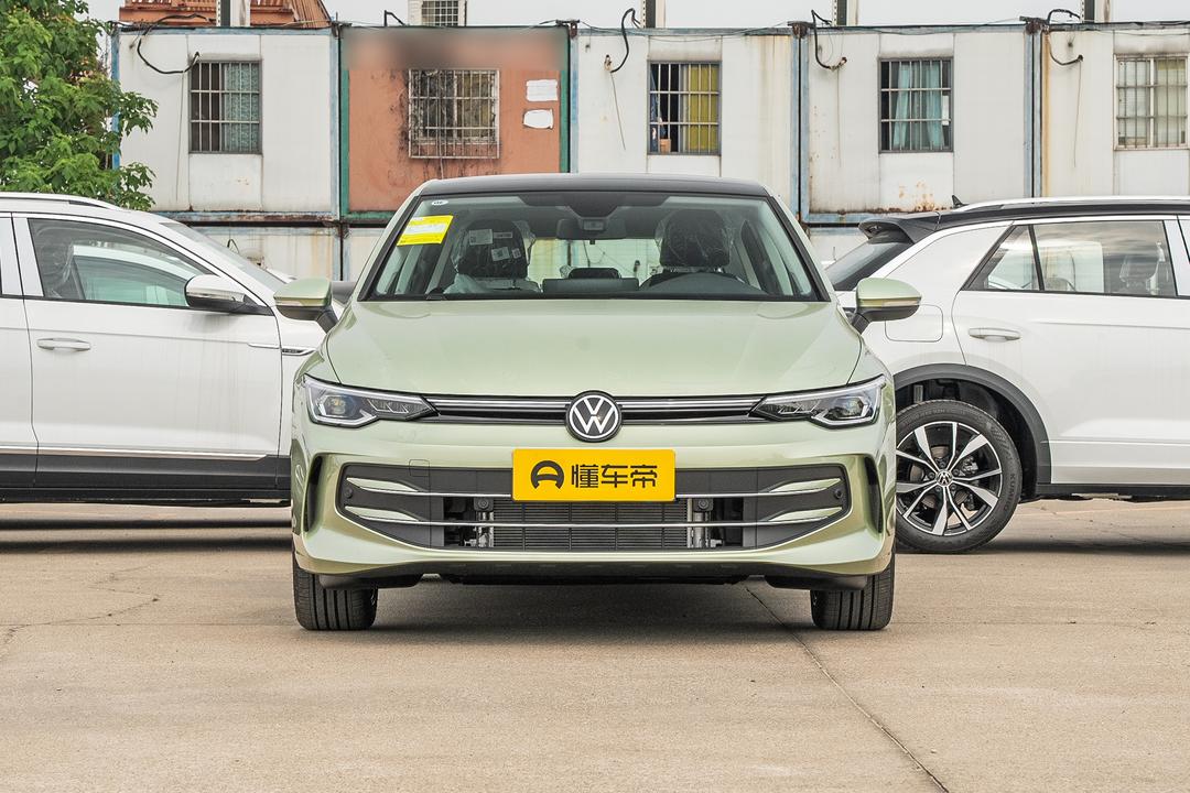 Volkswagen Golf 2026, фото 2