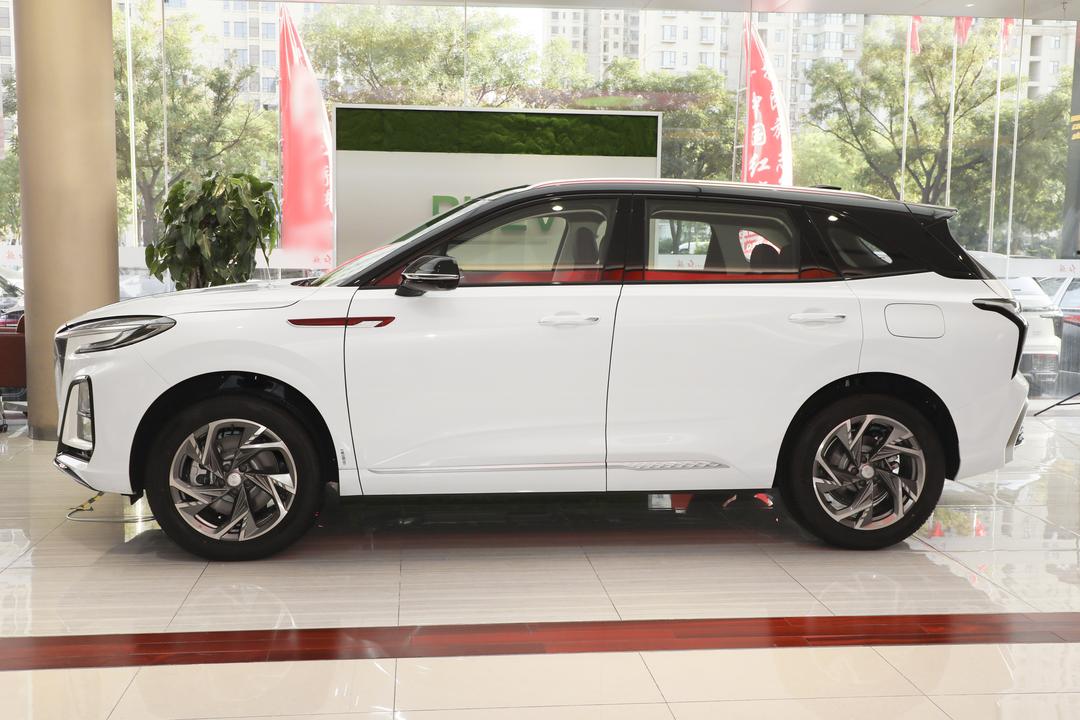 Hongqi HS3 PHEV 2026, фото 4