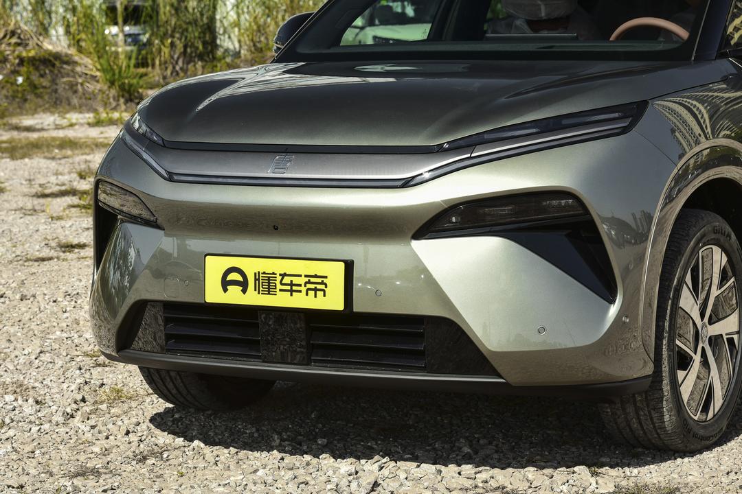 BYD Tang L EV 2026, фото 9