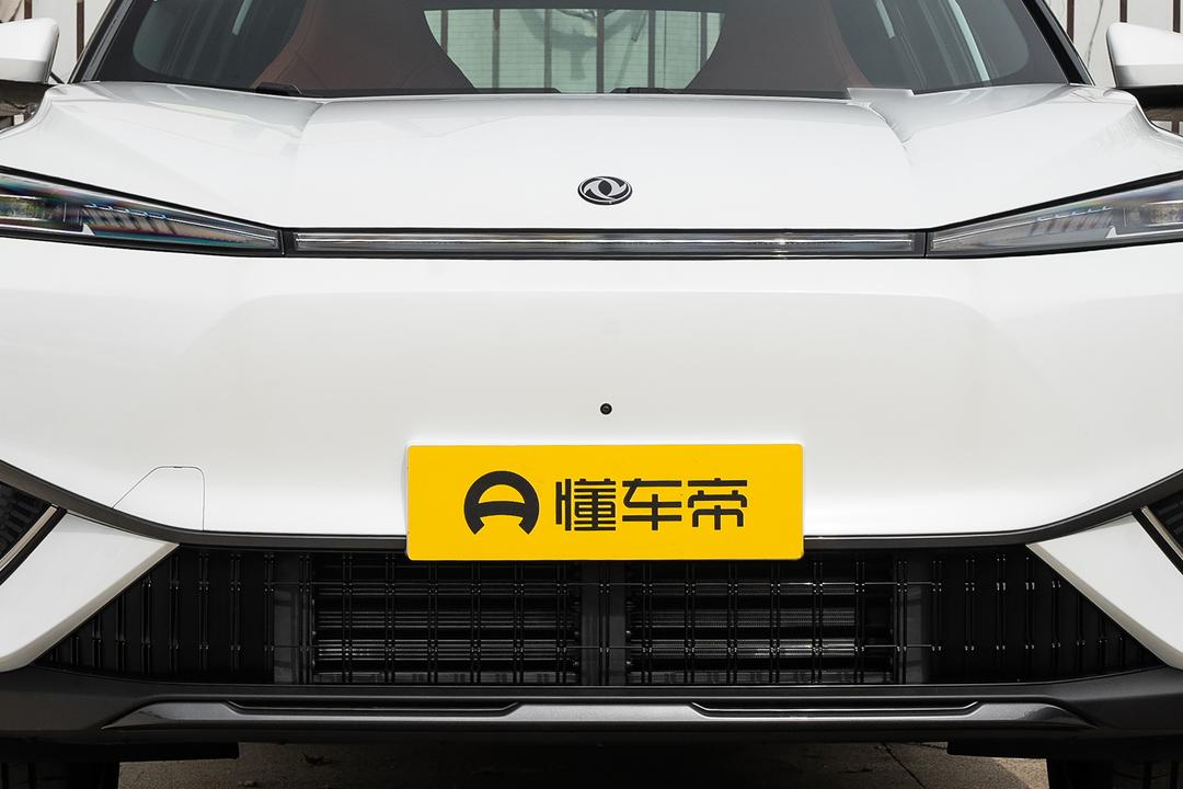 Dongfeng L7 PHEV 2026, фото 10