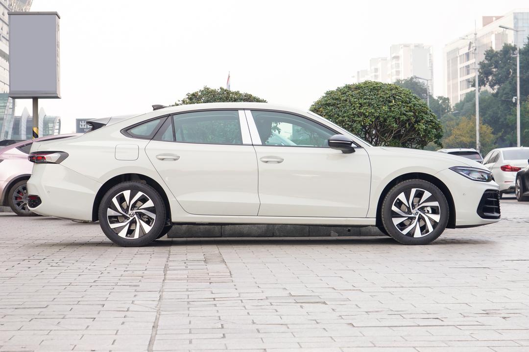 Volkswagen Passat 2026, фото 8