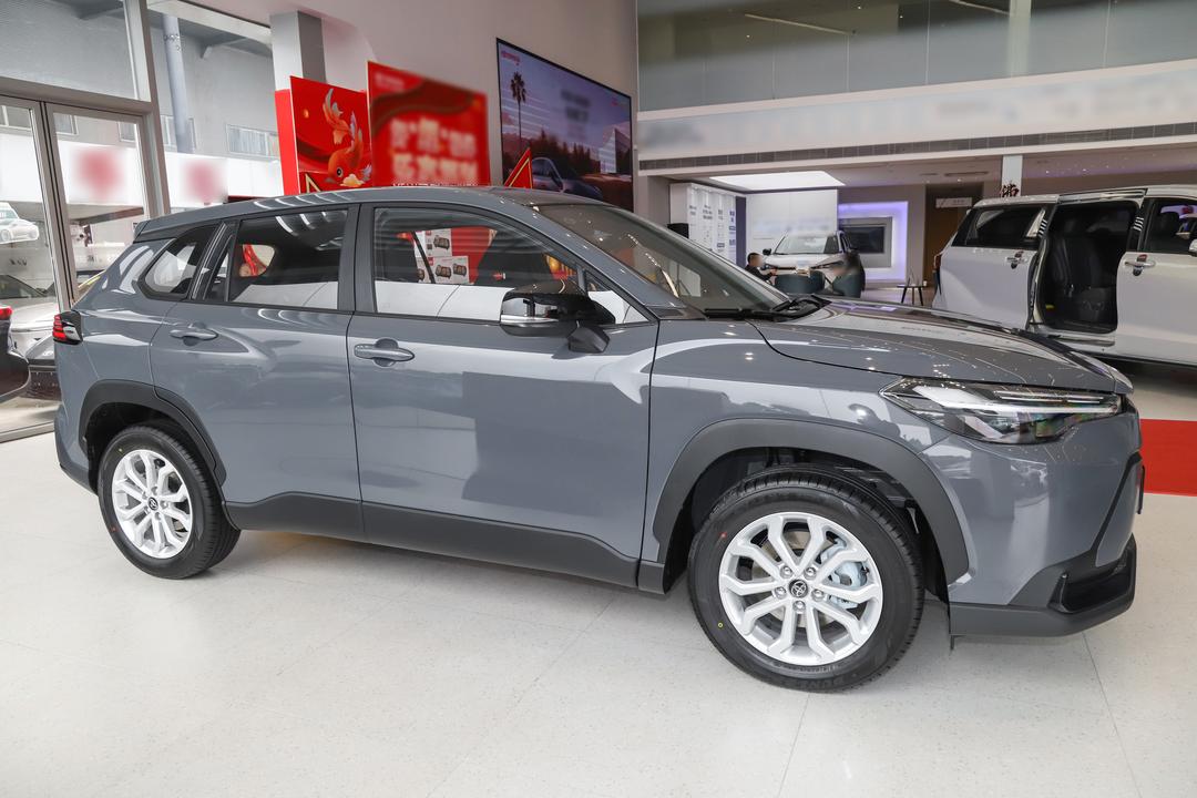 Toyota Frontlander 2026, фото 8