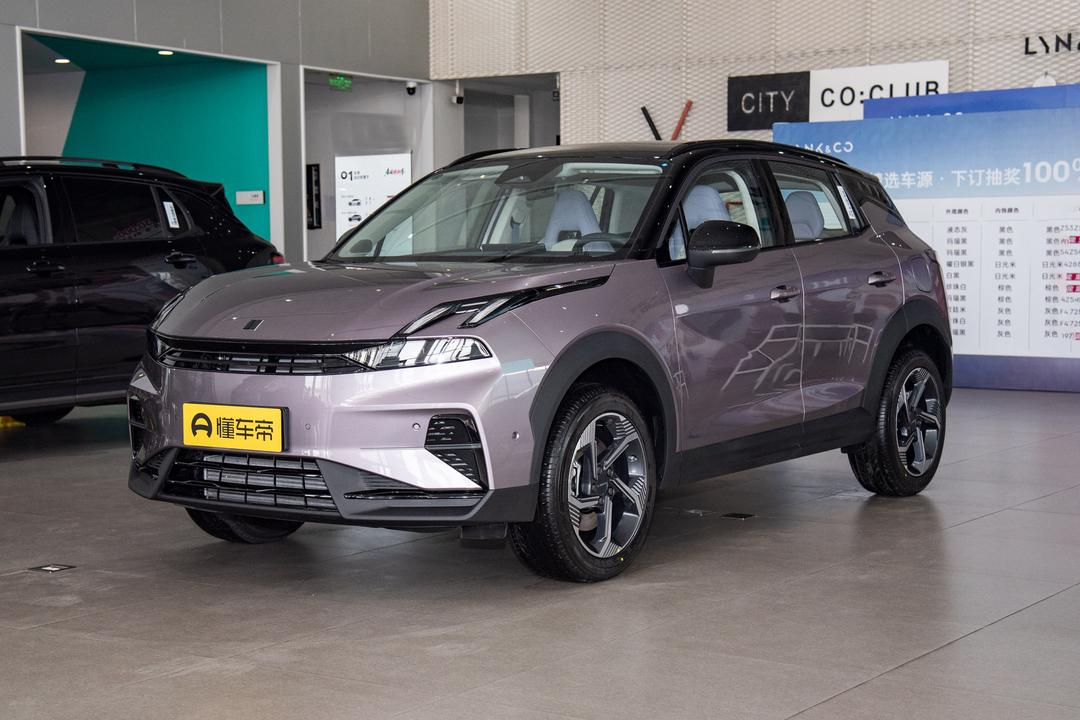 Lynk & Co 06