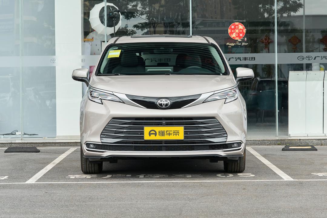 Toyota Sienna 2026, фото 2