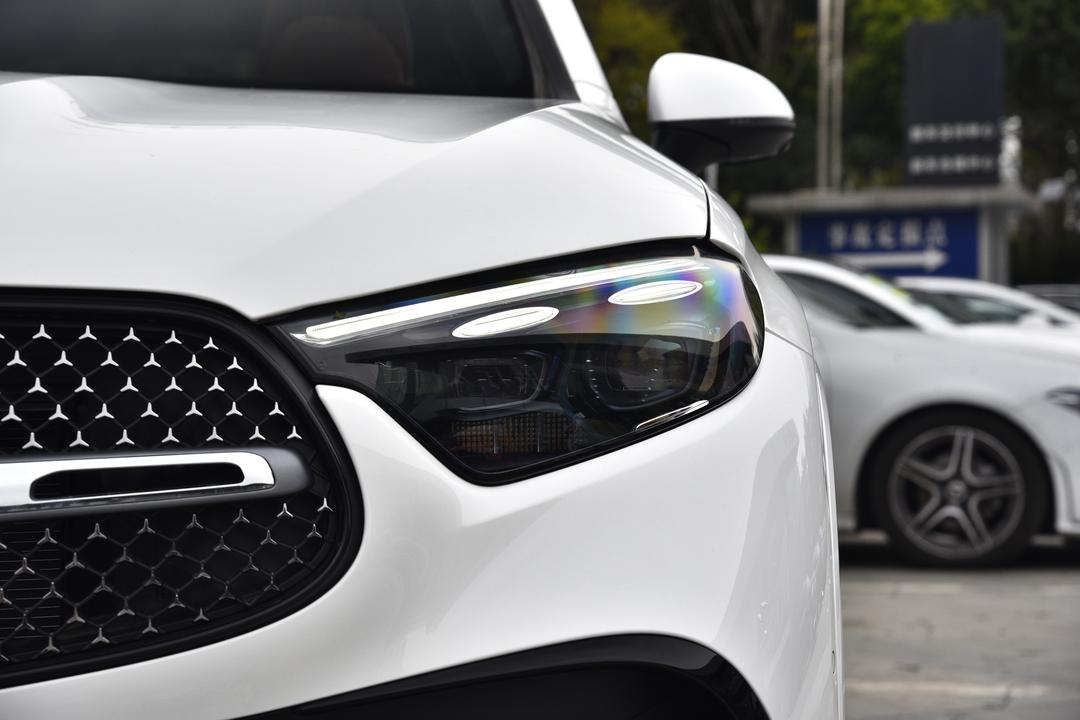 Mercedes-Benz GLC-Class 2026, фото 12