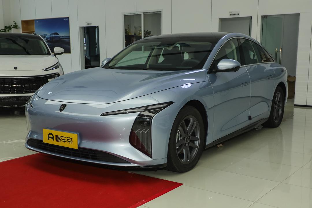 Dongfeng Starlight S7