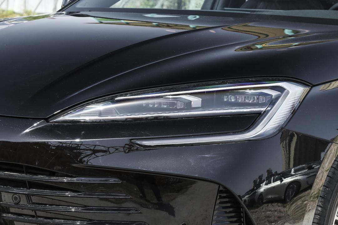 BYD Seal 07 DM 2026, фото 13