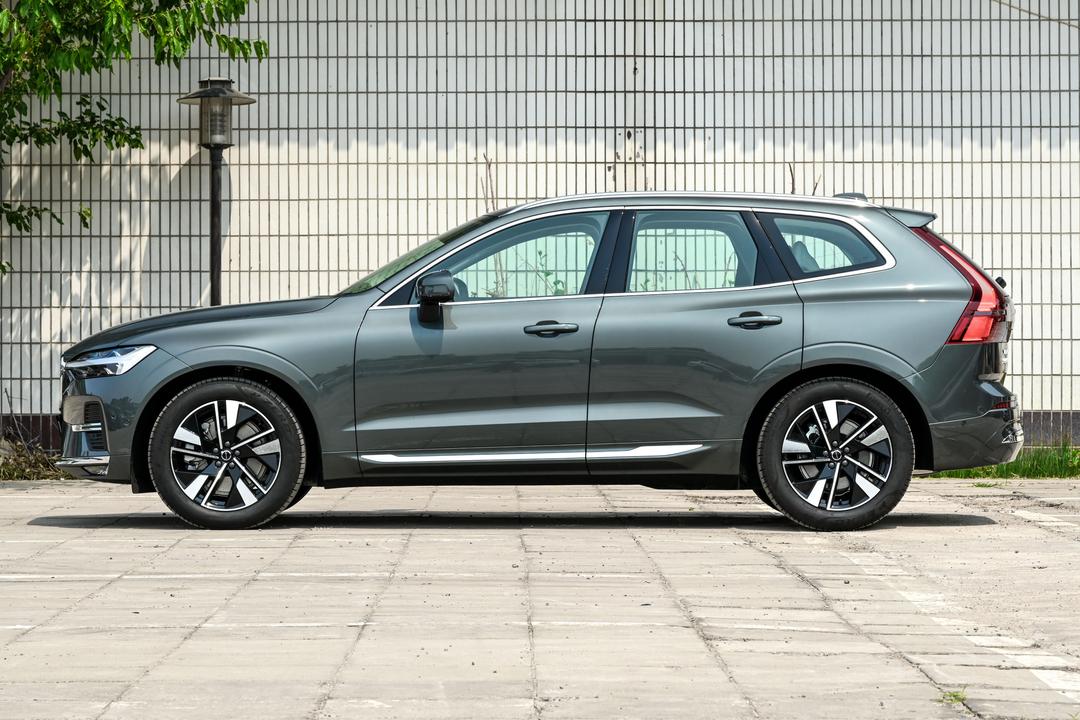 Volvo XC60 2026, фото 4