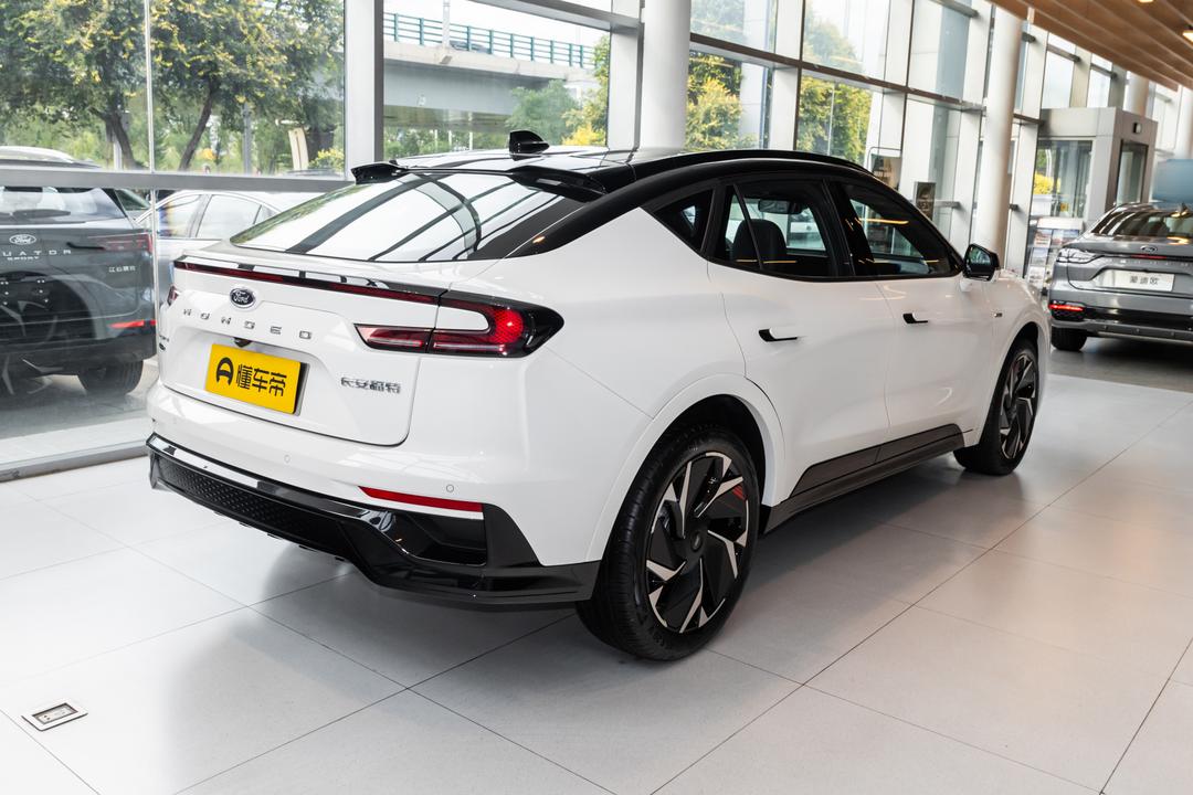 Ford Mondeo 2026, фото 6