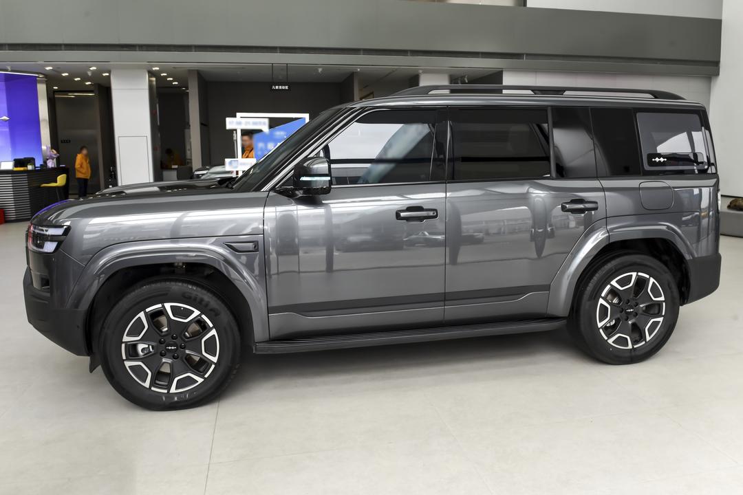BYD Titan 7 PHEV 2026, фото 4