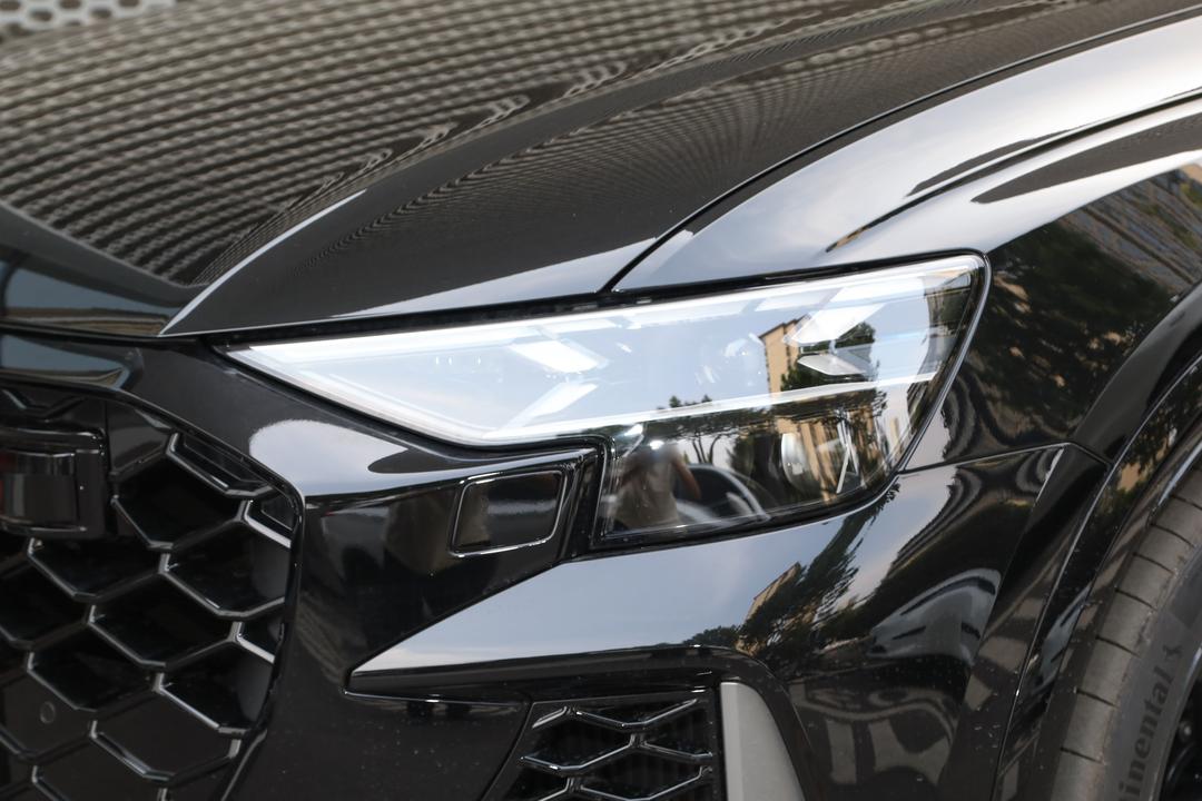 Audi RS Q8 2026, фото 13